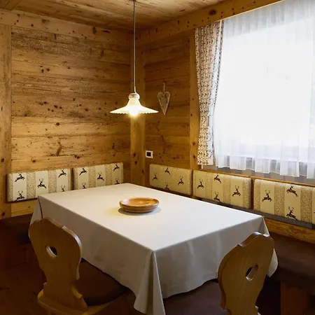 Ciasa Morin Apartment
